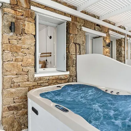 Hotel Penelope Village By Mr And Mrs White 4*
