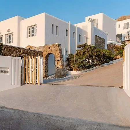 Penelope Village By Mr And Mrs White 4*