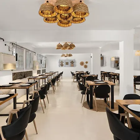 Penelope Village Hotel 4*