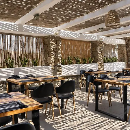 Hotel Penelope Village 4*