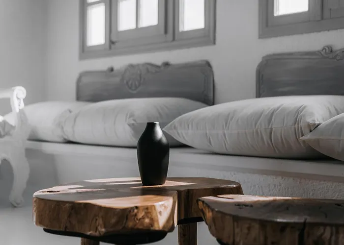 מלון Penelope Village 4*