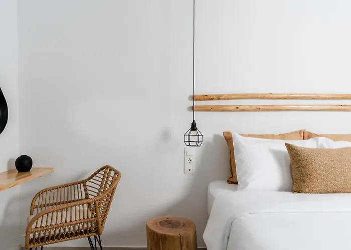 מלון Penelope Village 4*